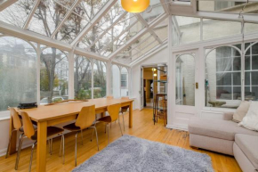 Stunning Oversized 3 bedroom Flat in Notting Hill